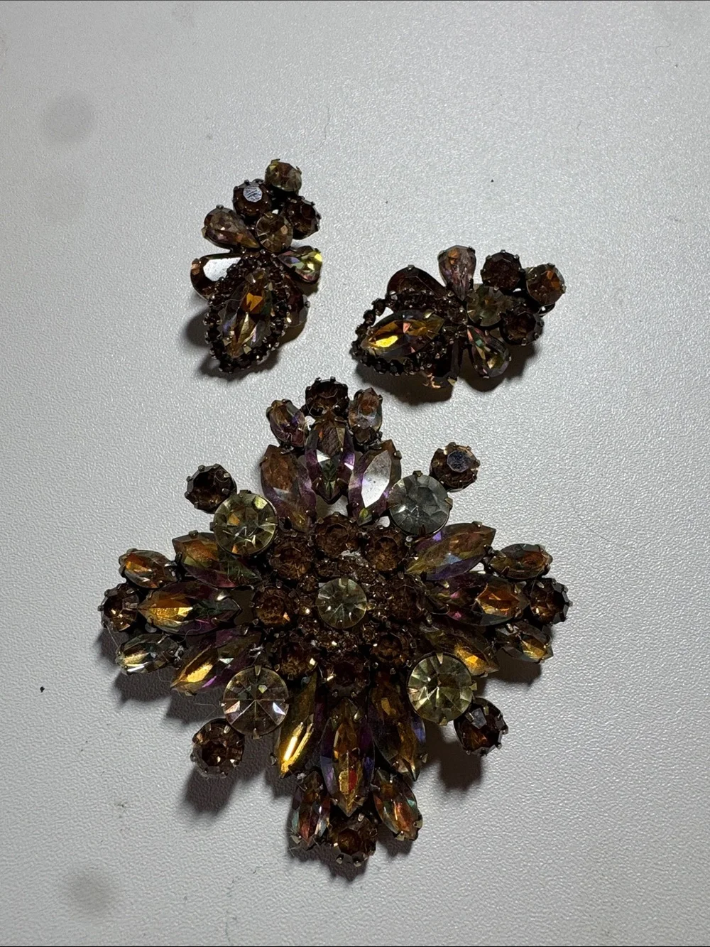 WEISS Aurora Borealis Rhinestone Brooch & Clip Earrings Set